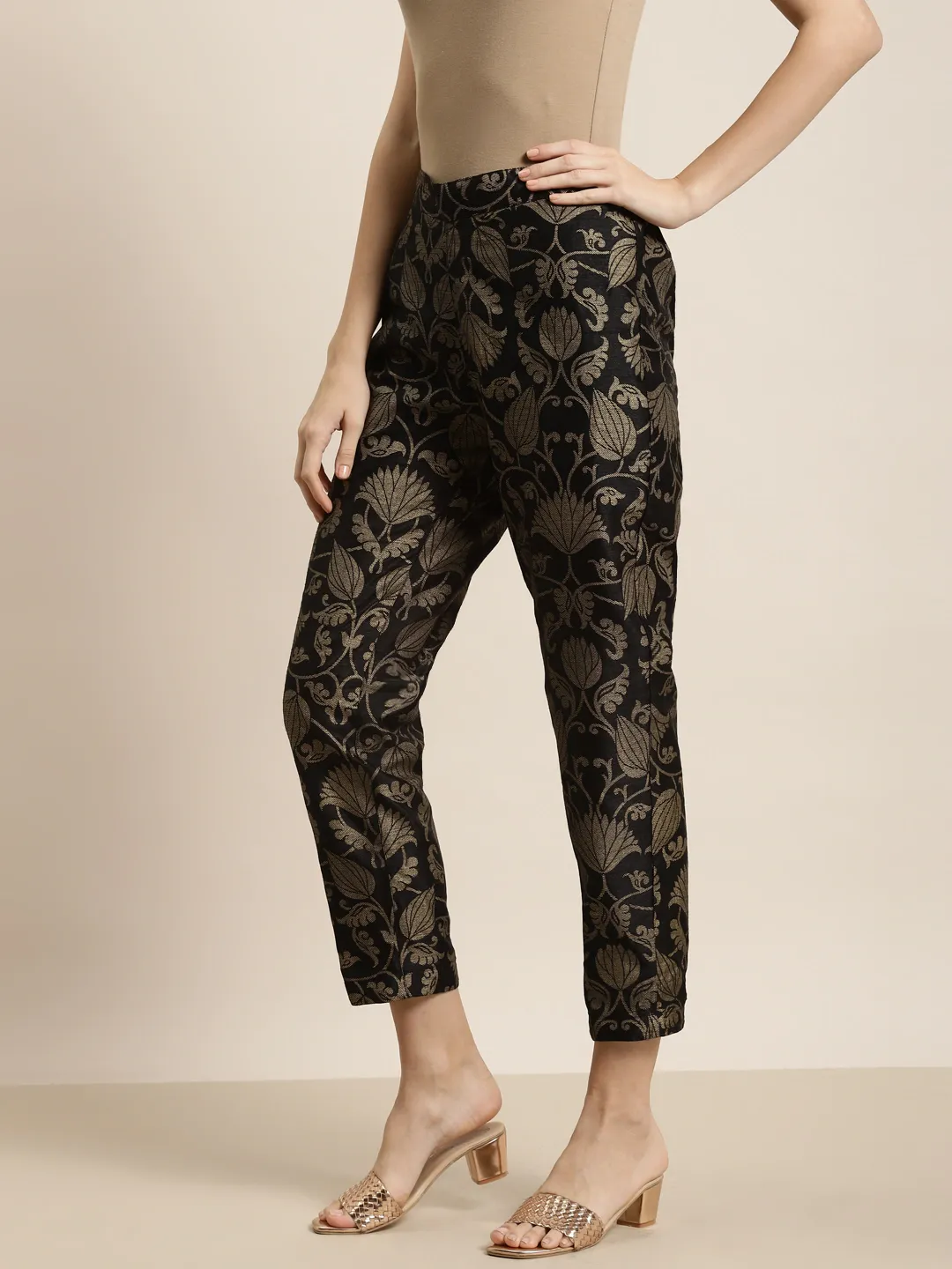 Black Jacquard Floral Pencil Pants