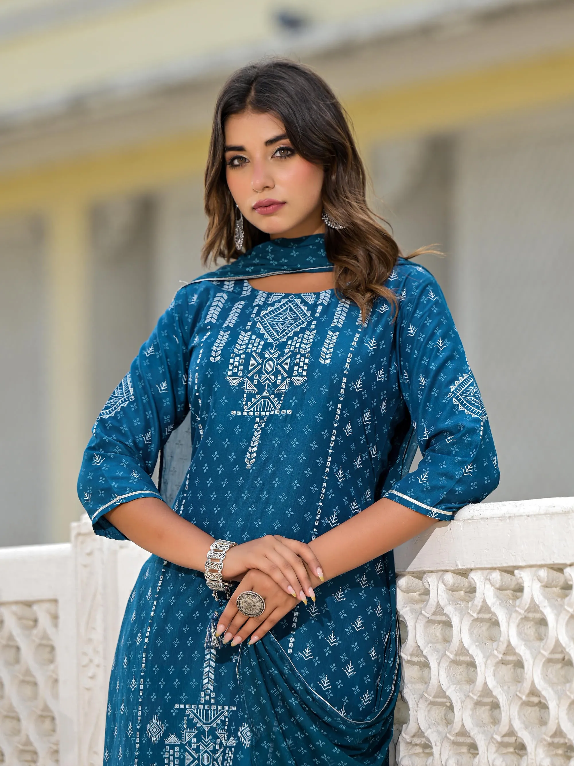 Blue Geometric Printed Viscose Kurta, Pant And Dupatta Set With With Mirror Work