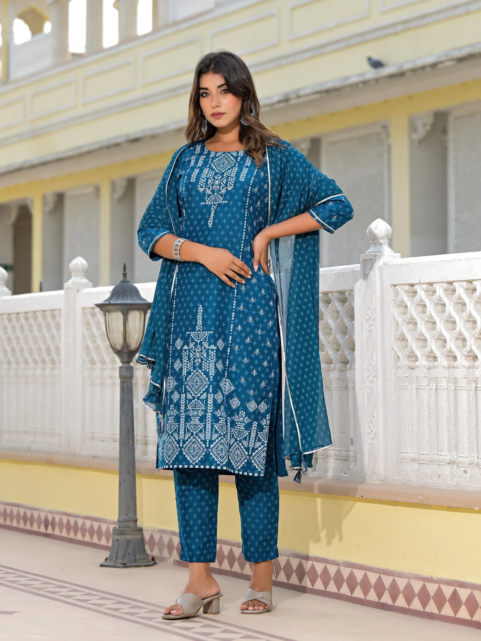 Blue Geometric Printed Viscose Kurta, Pant And Dupatta Set With With Mirror Work