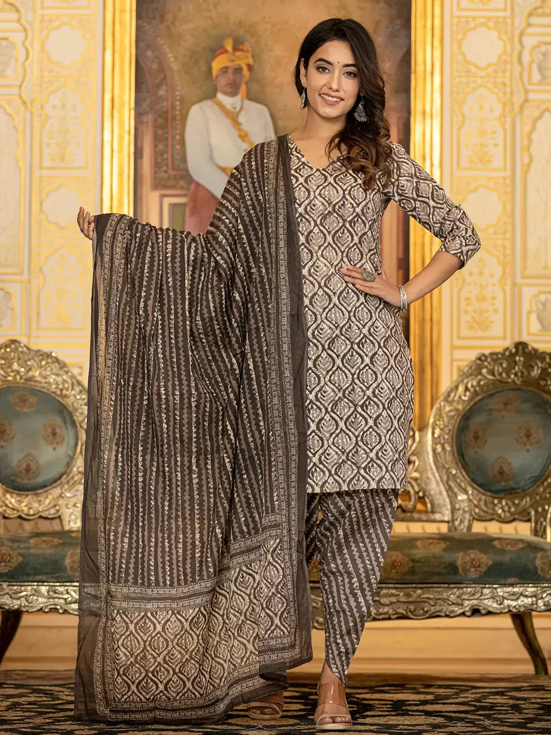 Grey Ethnic Motifs Straight Kurta Trouser And Dupatta Set