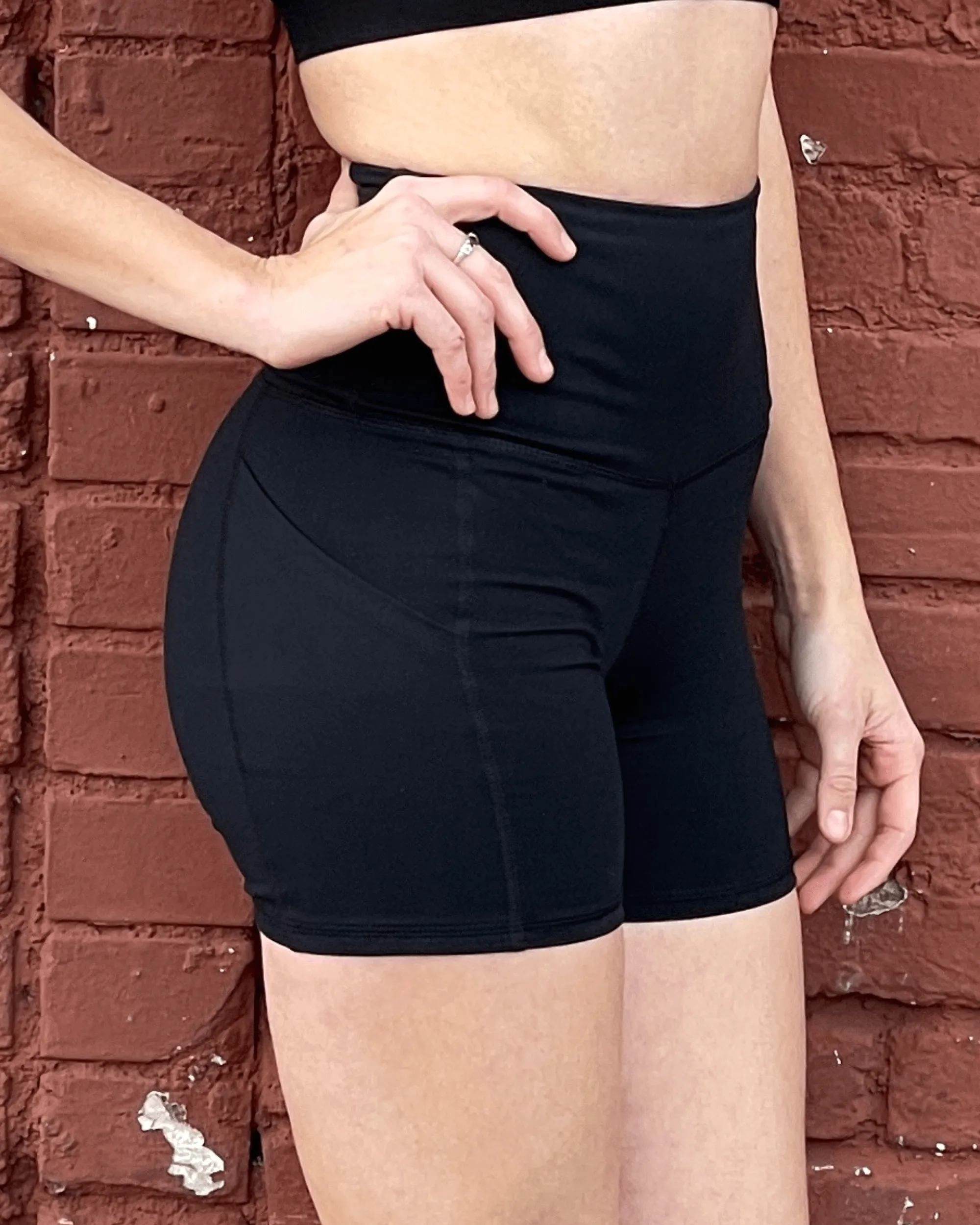 Jolie High-Waisted Athletic Shorts with Hip Pockets