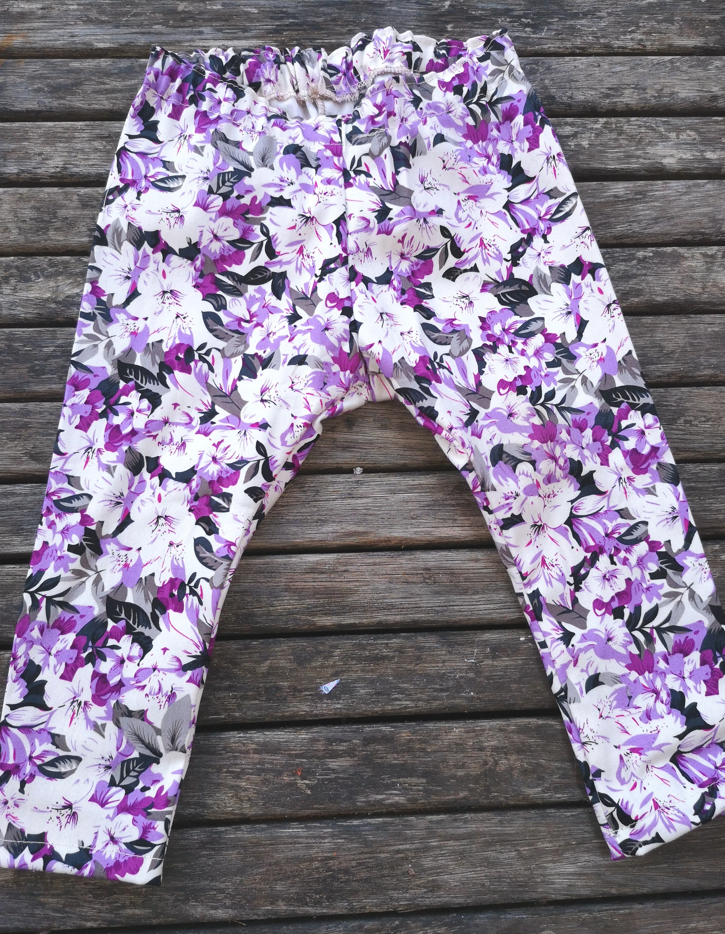 Leggings,6-9 month approx stretch floral cotton, baby girls, hippie, alternative styled