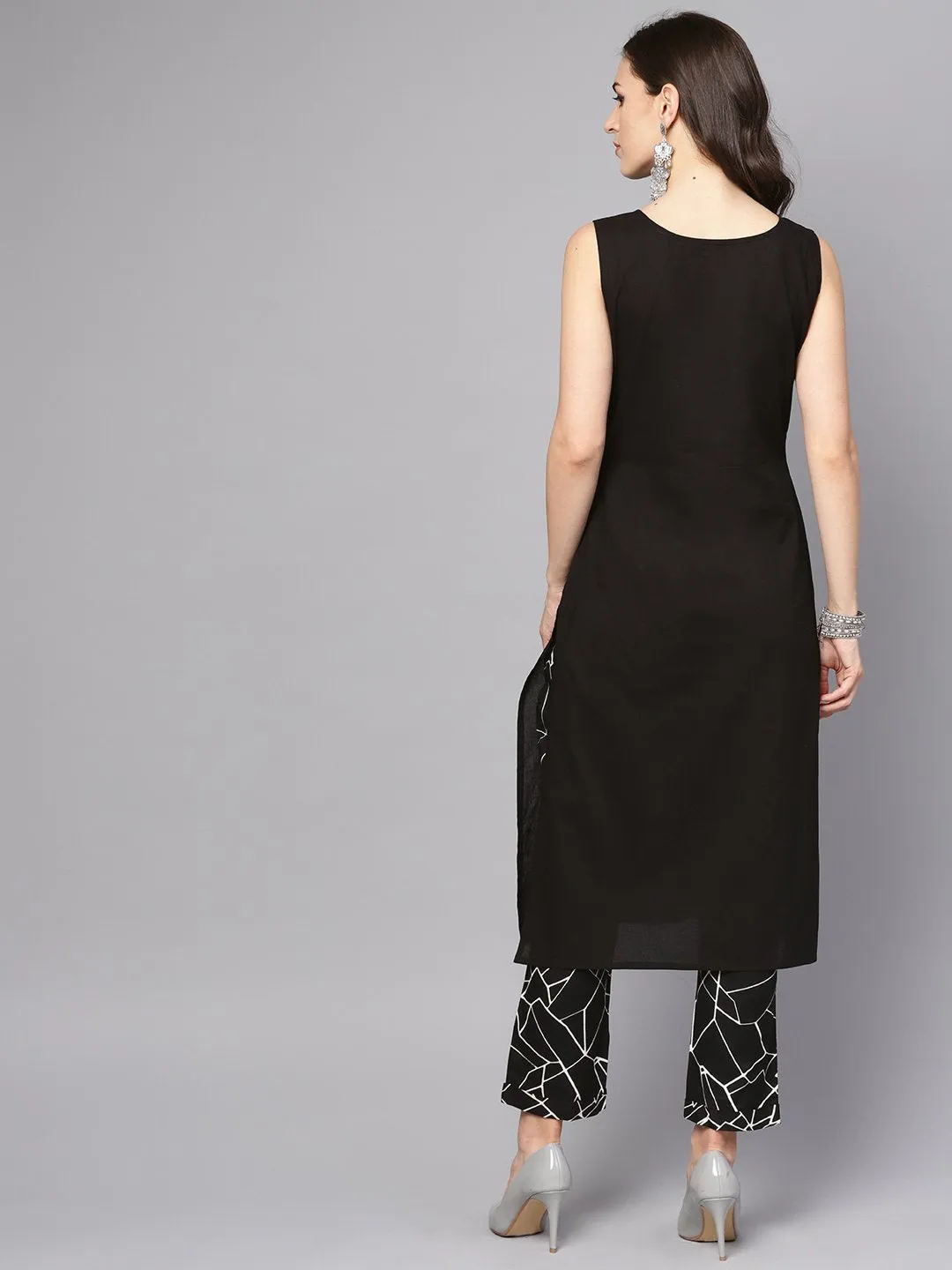 Solid Black Sleeveless Kurta Set With Printed Pants