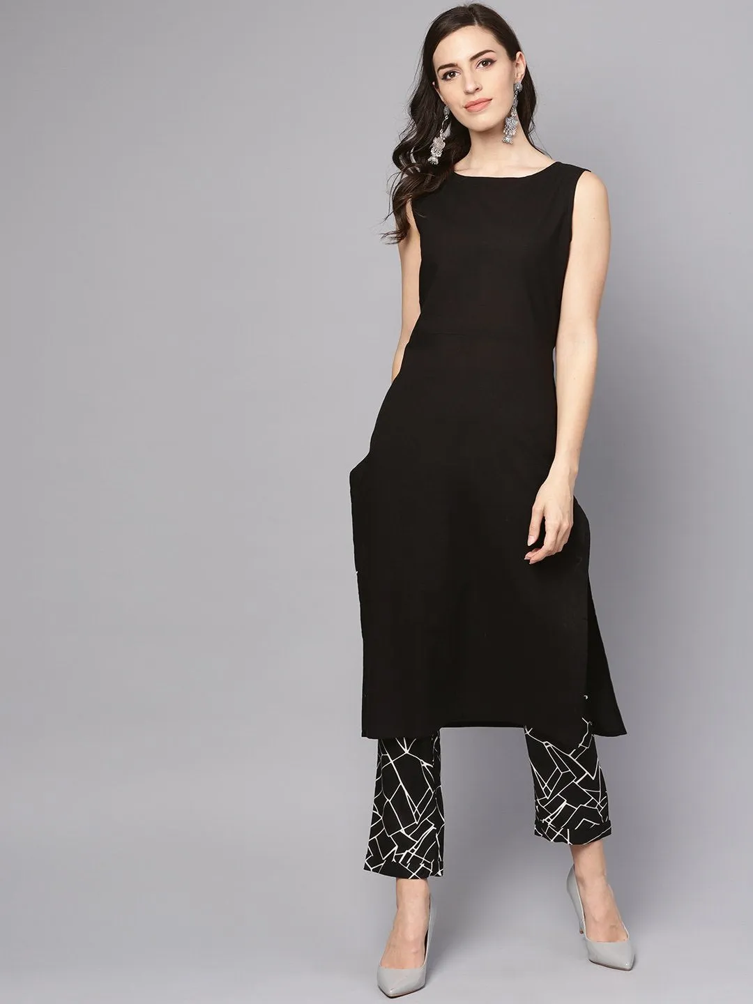 Solid Black Sleeveless Kurta Set With Printed Pants