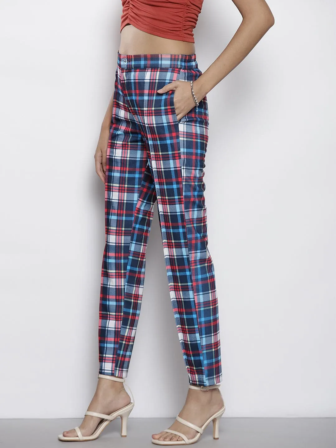 Women Blue Check Knit Tapered Pants