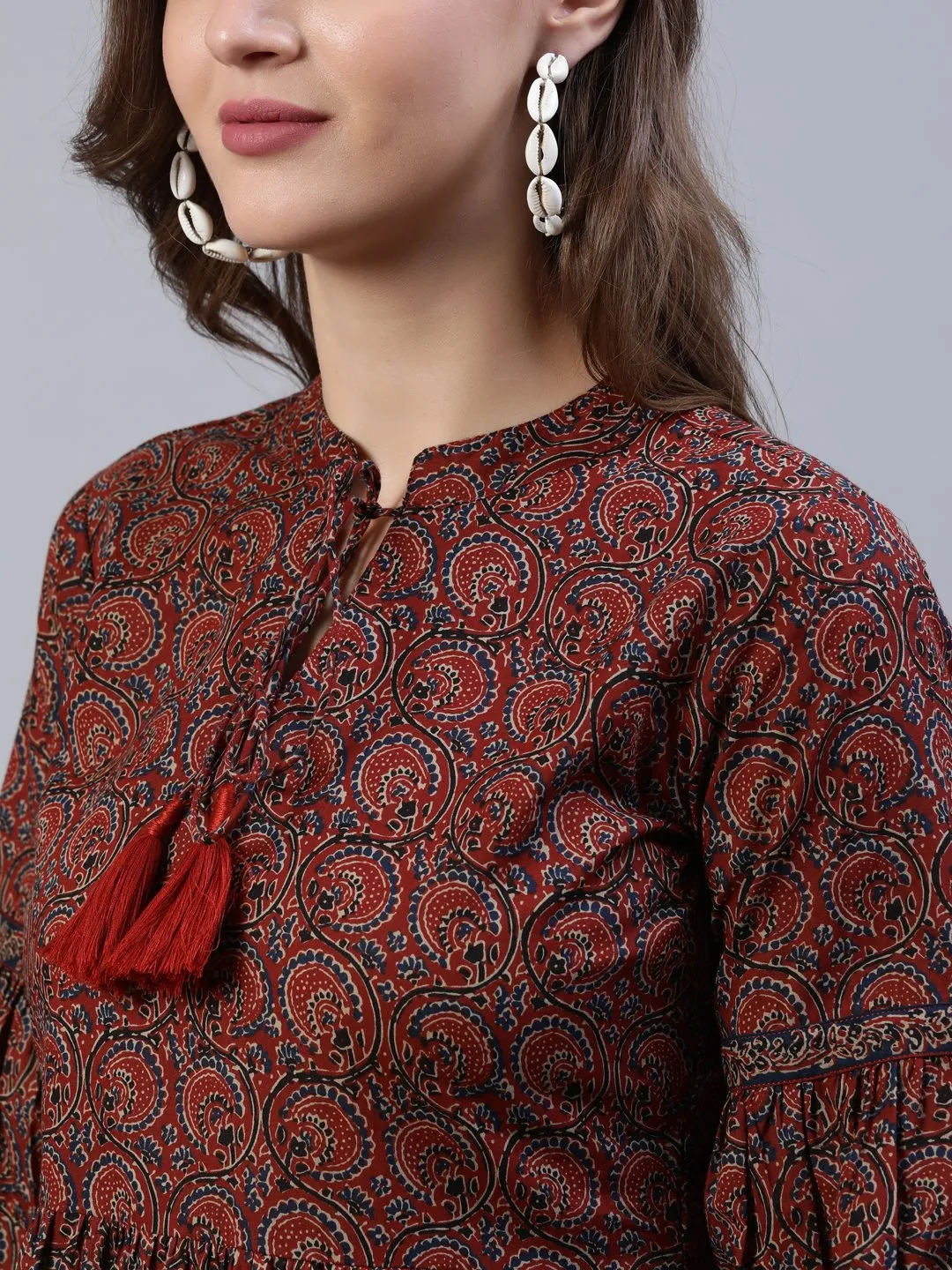 Women Maroon Printed Dress With Three Quarter Sleeves