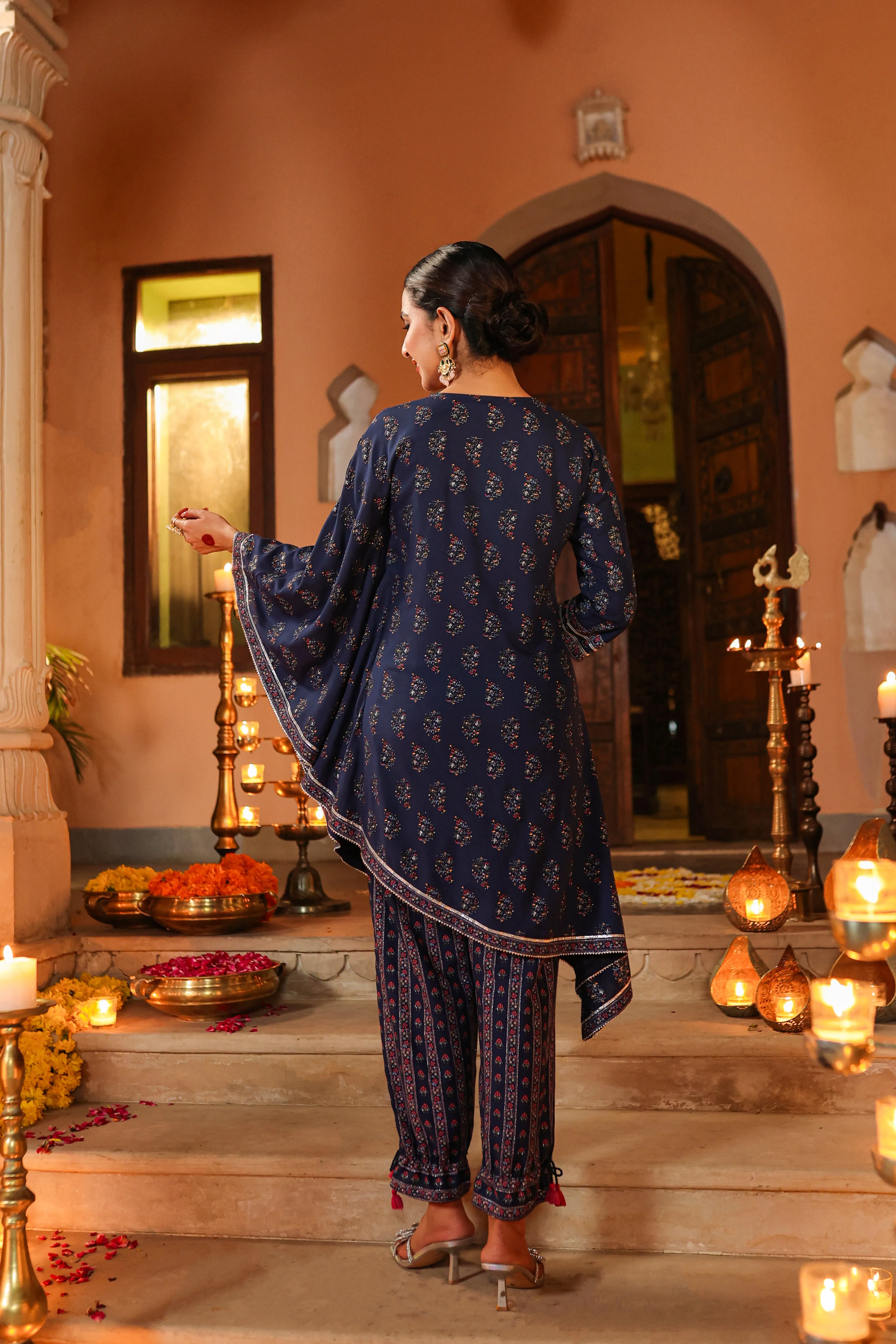 Women Navy Blue Rayon Printed Kurta Pant Set